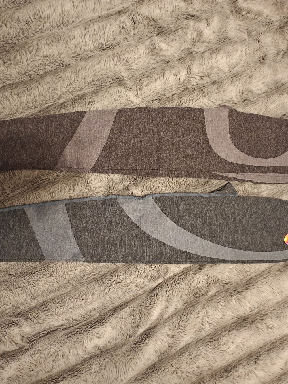 PINK Victoria's Secret Womens Seamless Leggings In Grey/Blue And Grey/Purple